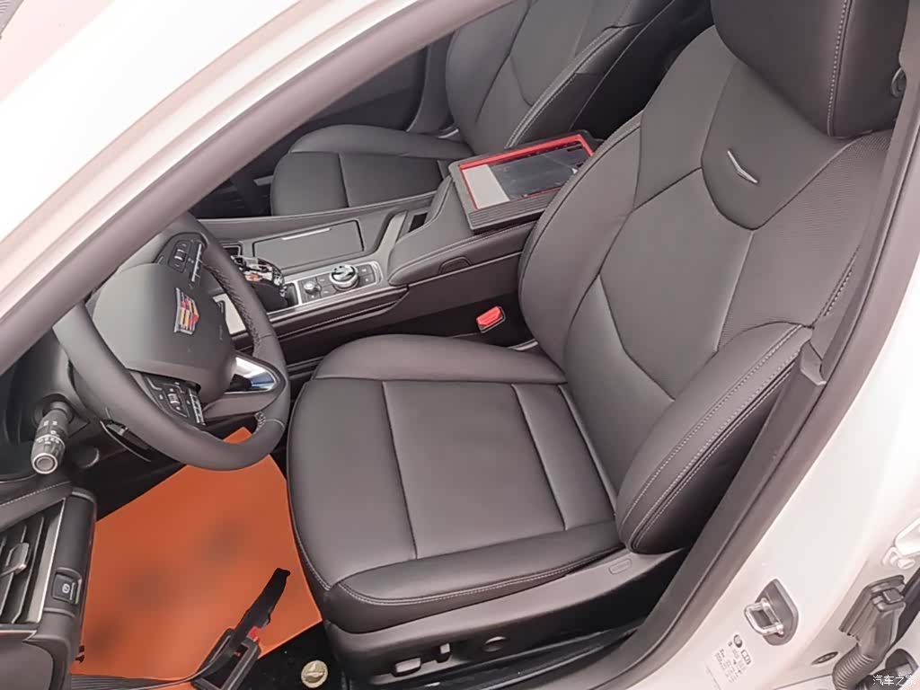 Cadillac CT5, 2023 15