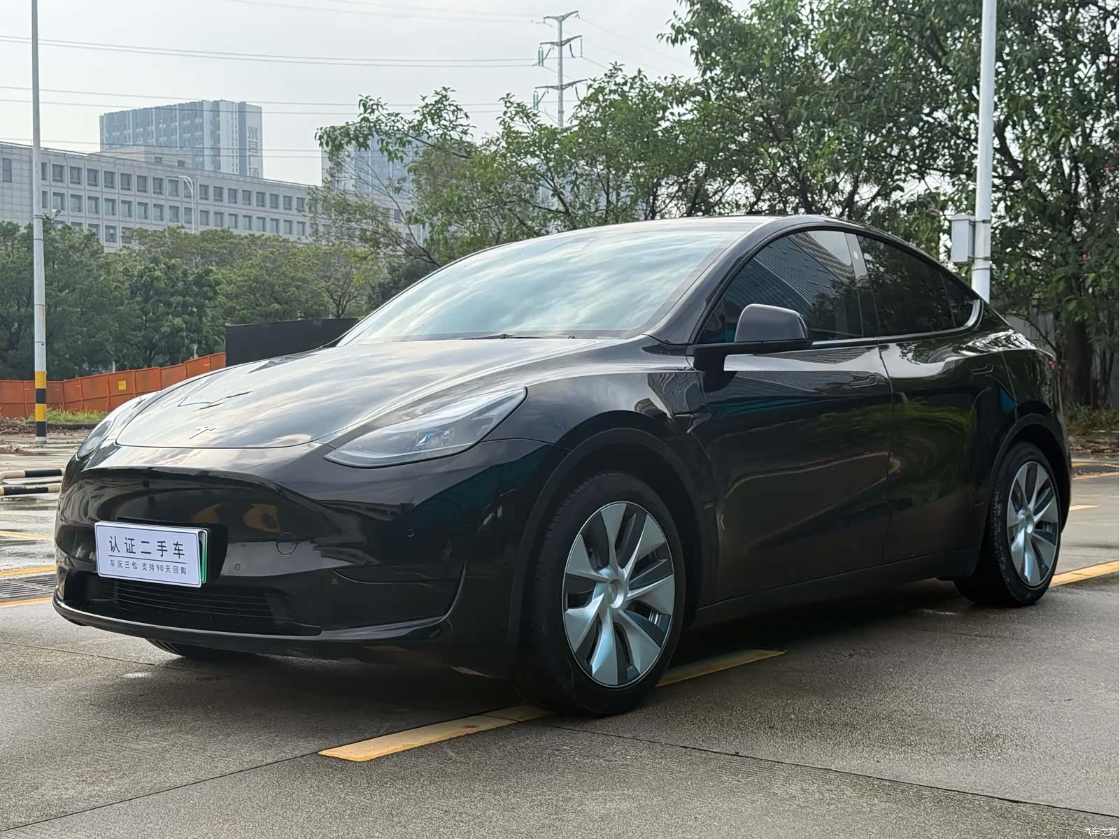Tesla Model Y, 2022 2
