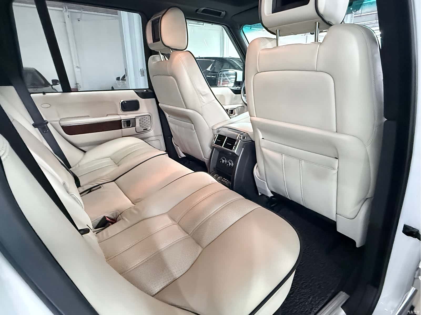 Land Rover Range Rover, 2012 10