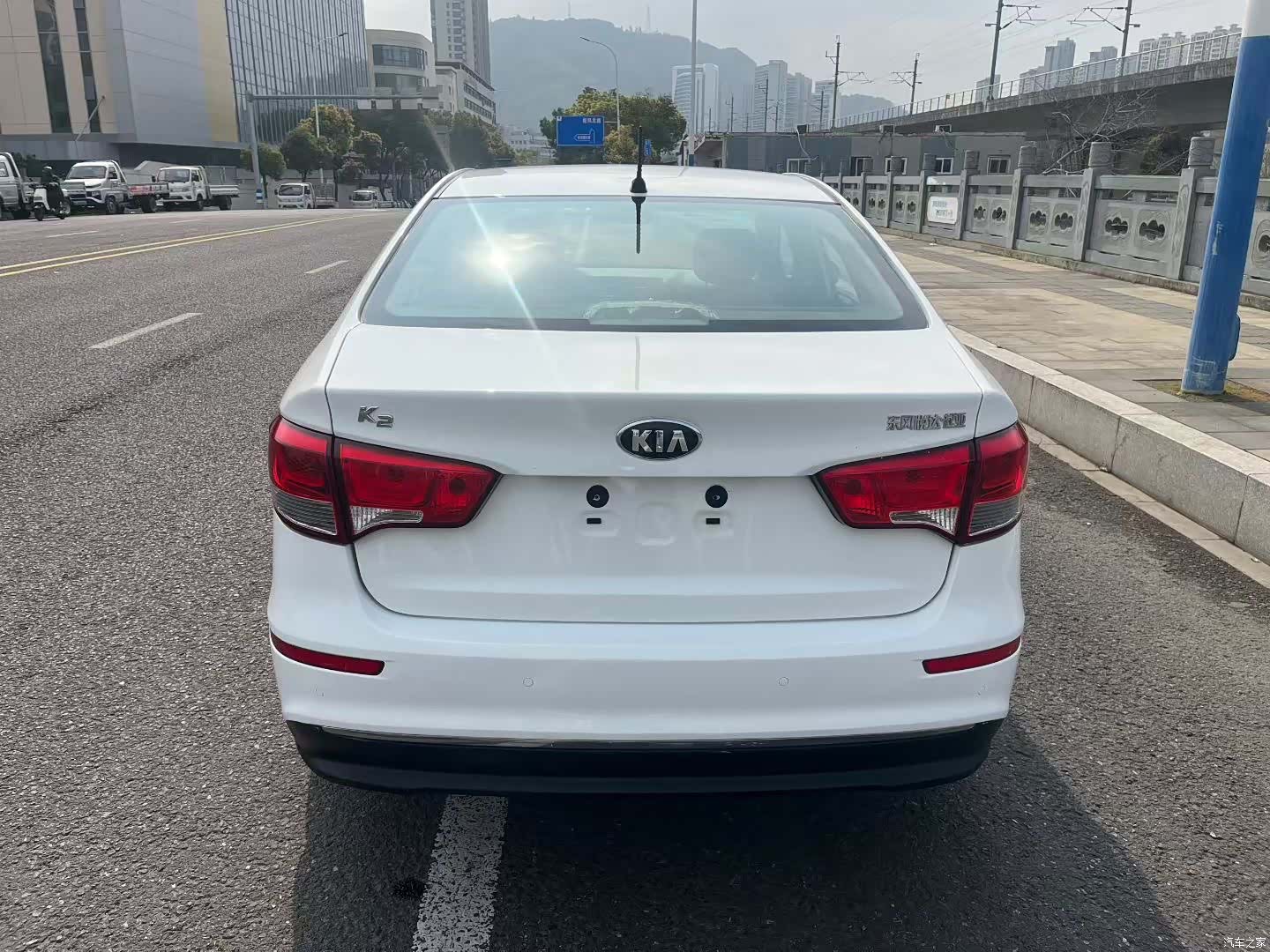 Kia K2, 2015 8
