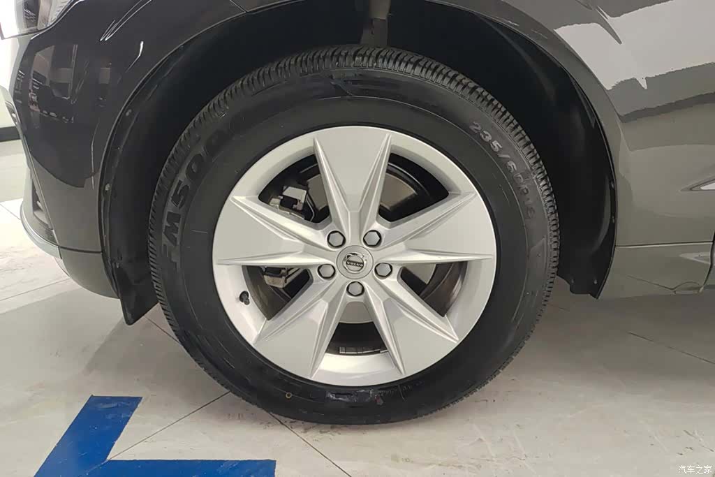 Volvo XC60, 2021 6