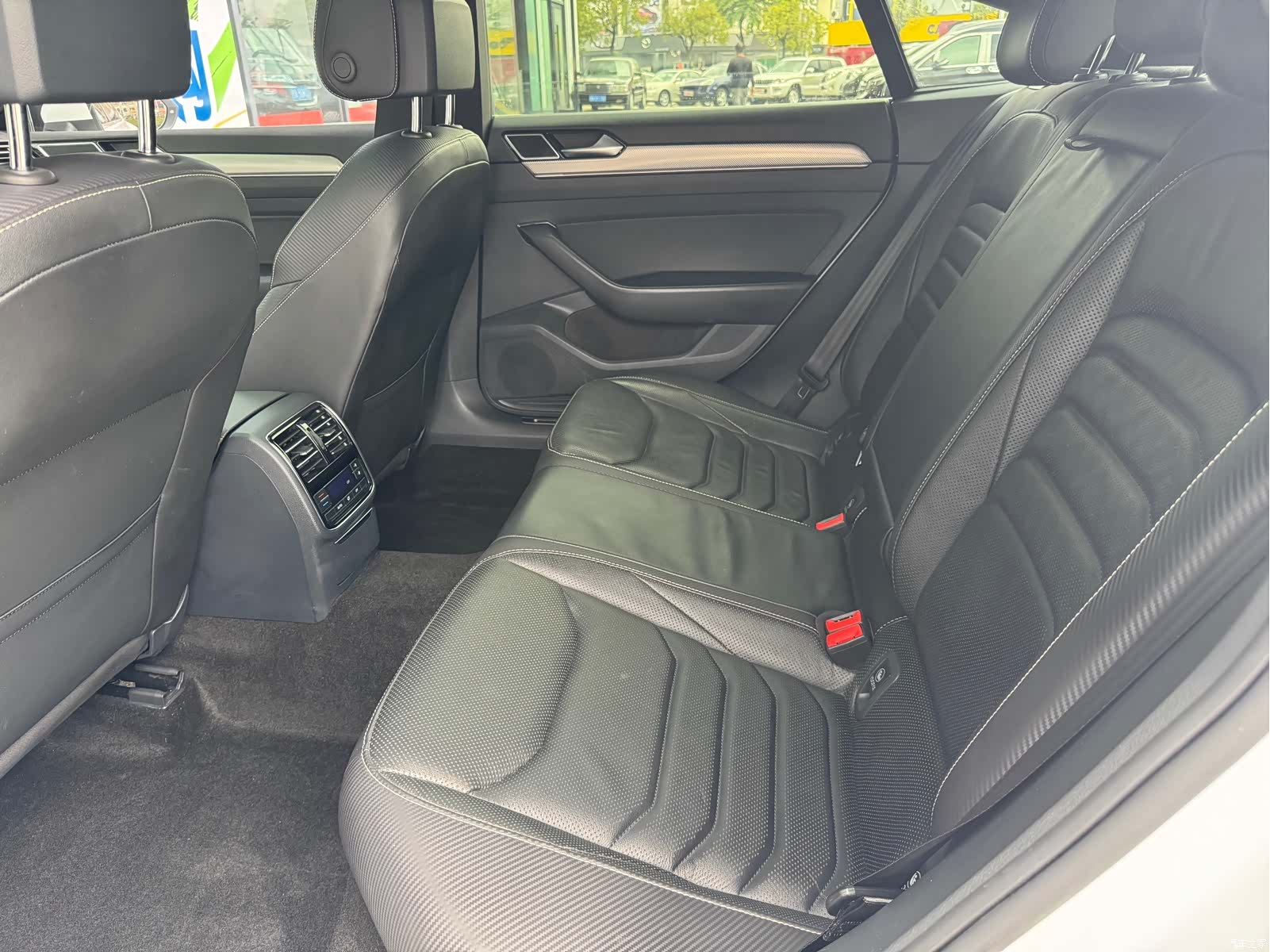 Volkswagen CC, 2019 10