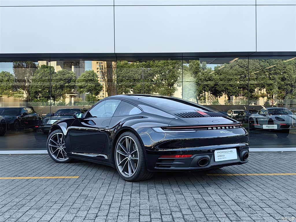 Porsche 911, 2023 3