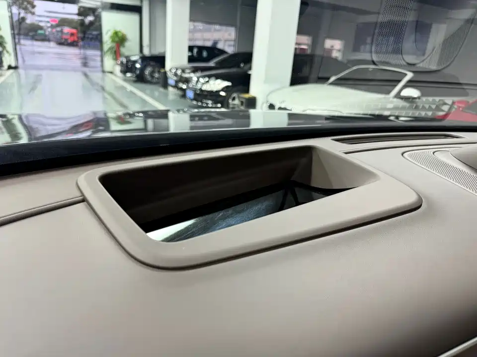 AITO Ask the world M7