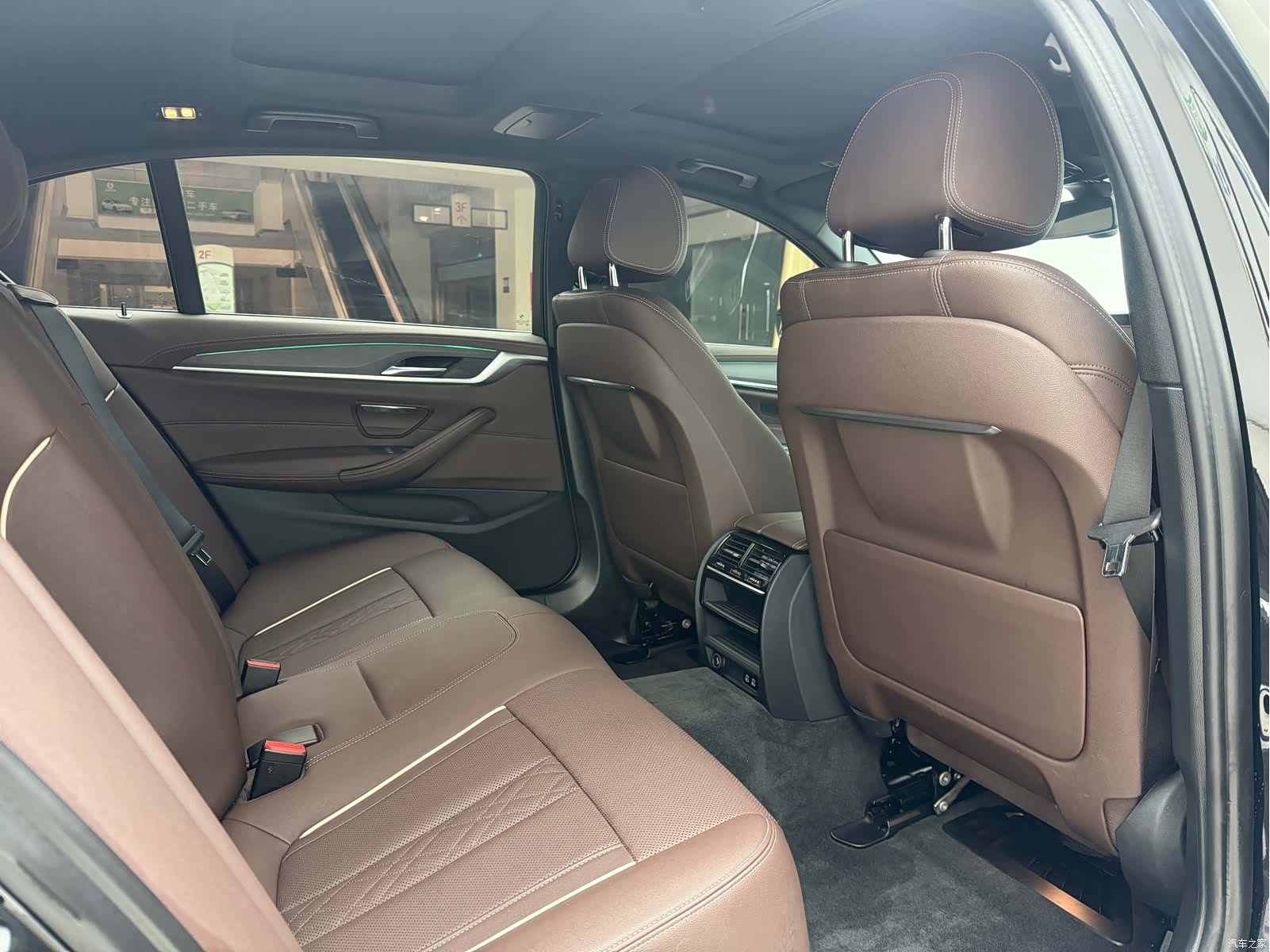 BMW 5 Series, 2024 18