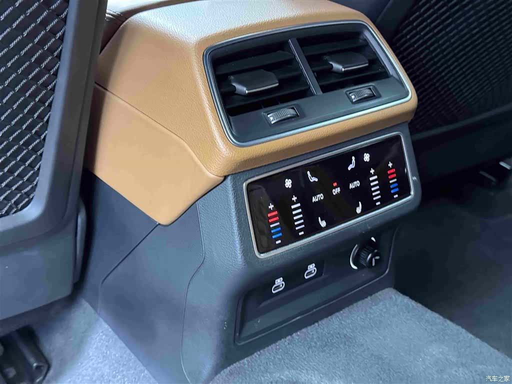 Audi A7L, 2023 18