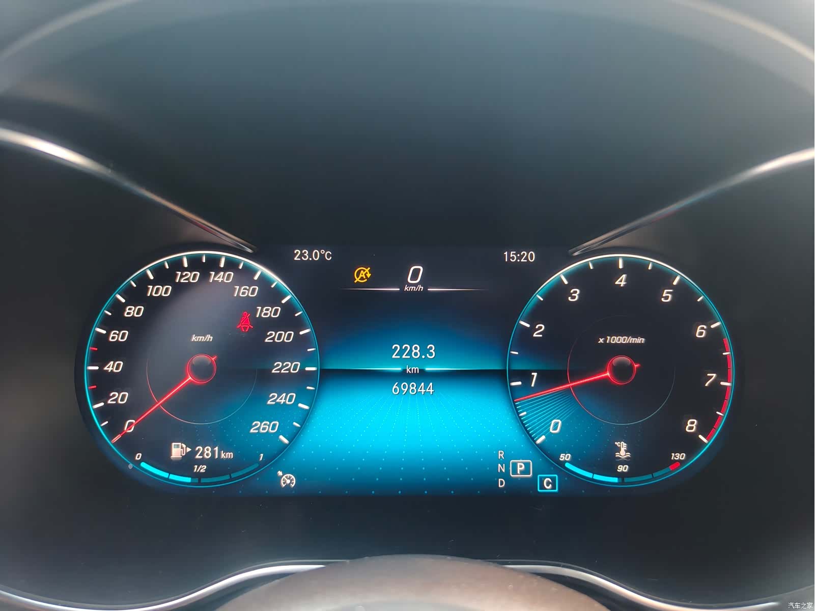 Mercedes-Benz GLC, 2022 11
