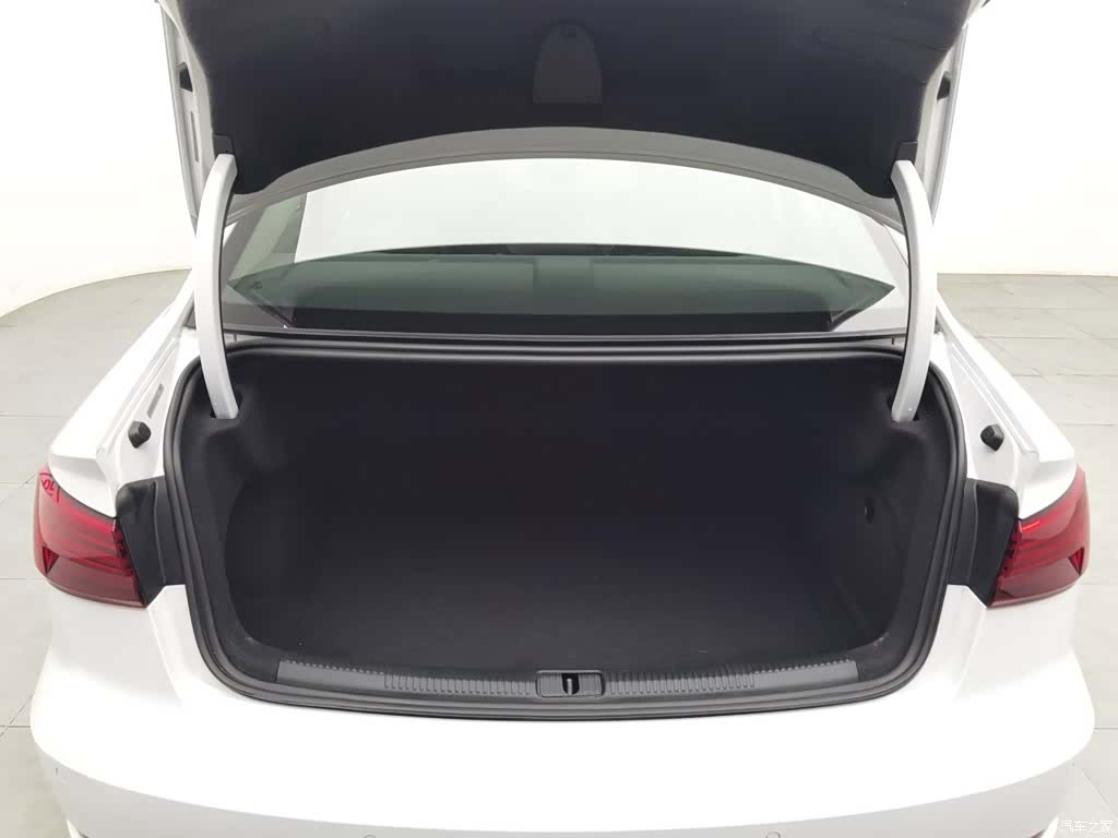 Audi A3, 2019 16