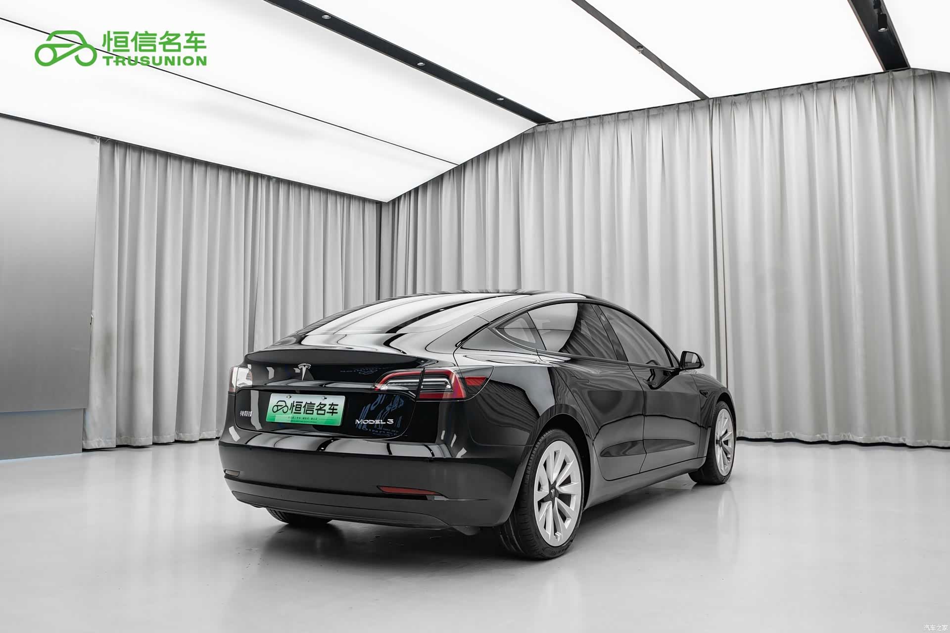 Tesla Model 3, 2021 4