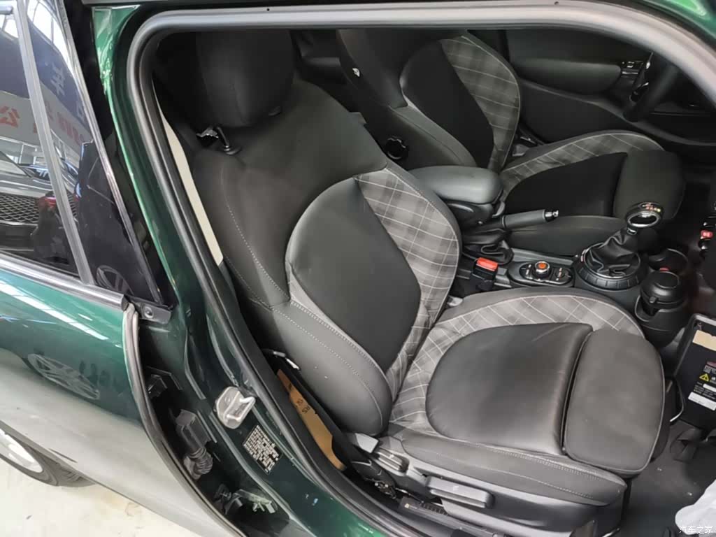 Mini Cooper, 2015 25