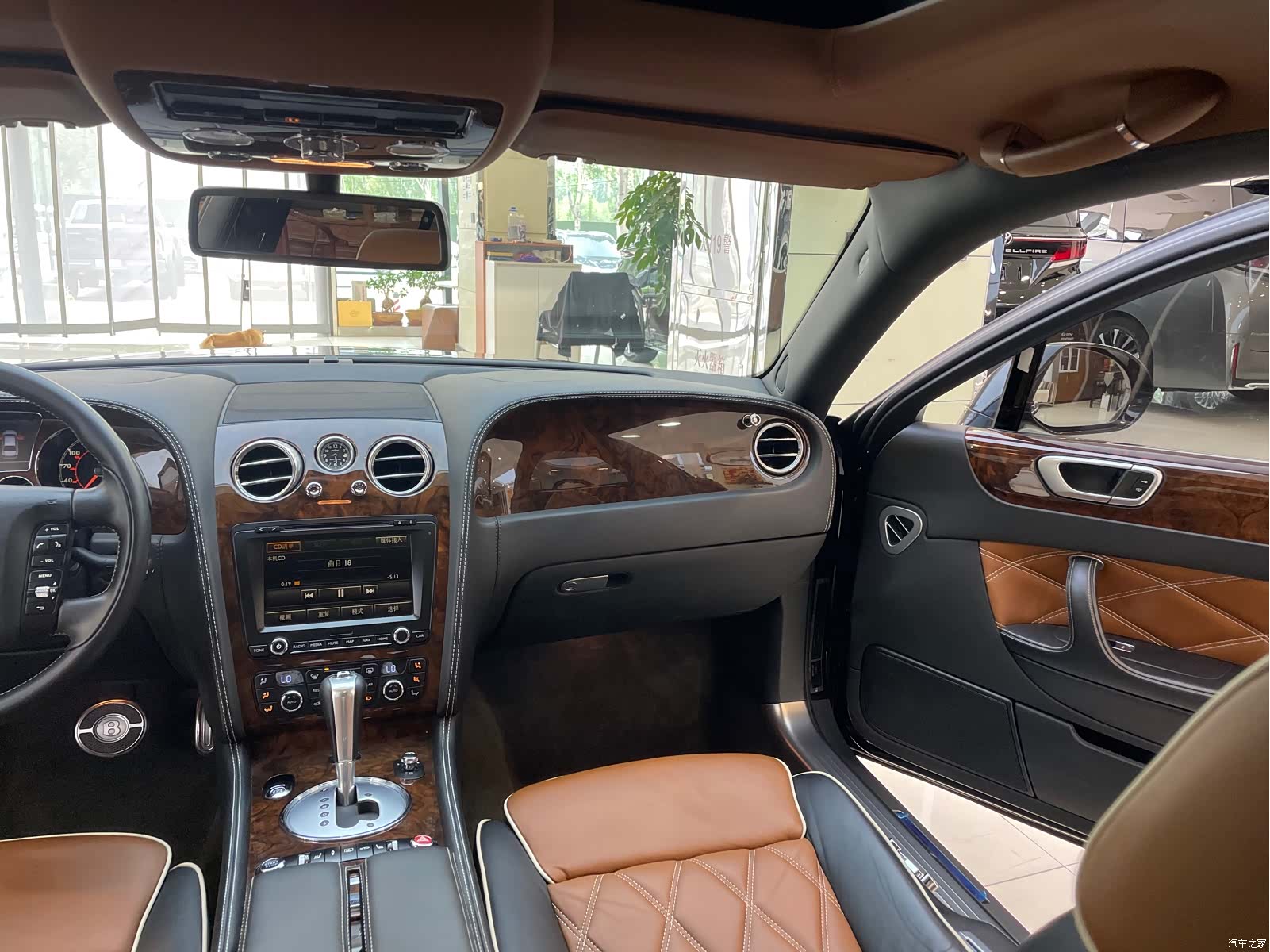 Bentley Flying Spur, 2012 19