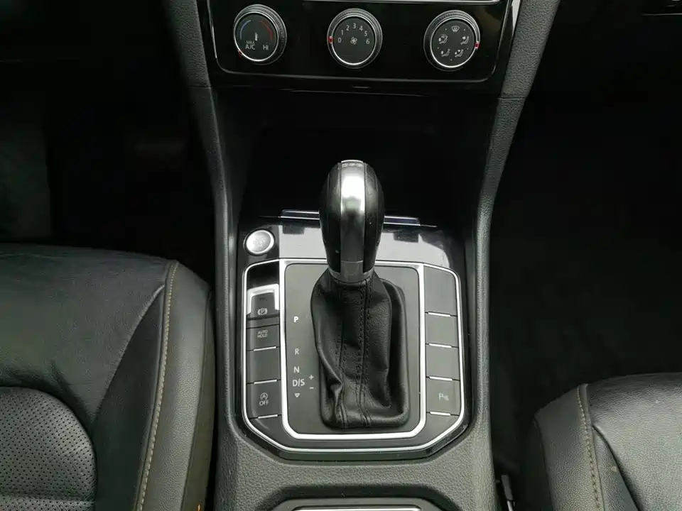 Volkswagen Golf*Jiayu