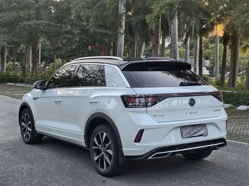 Volkswagen T-ROC exploring Songs