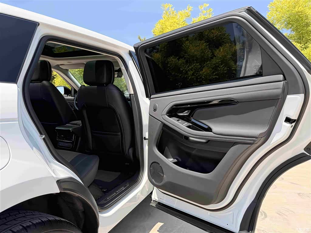 Land Rover Range Rover, 2024 13