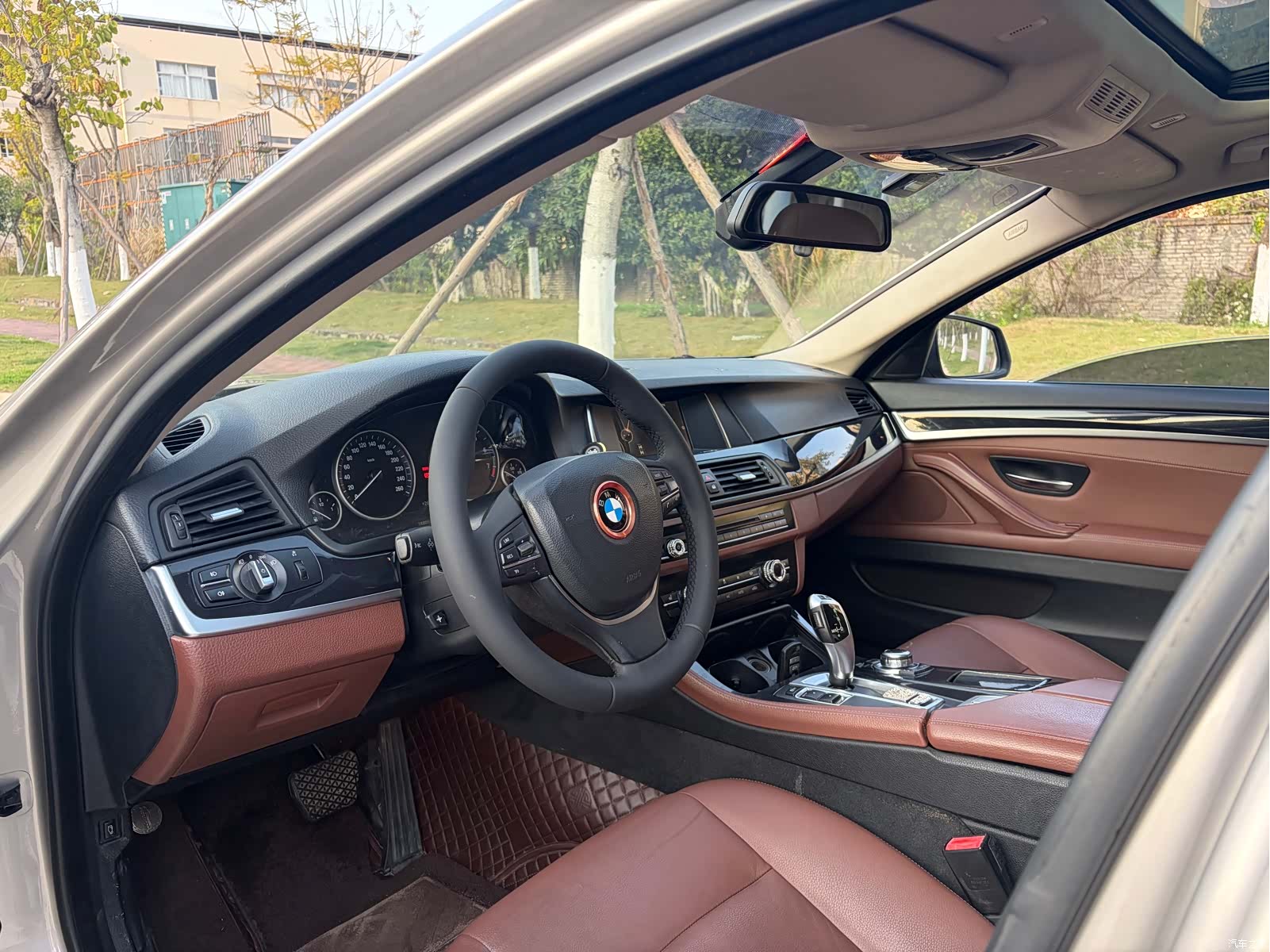 BMW 5 Series, 2016 все фото