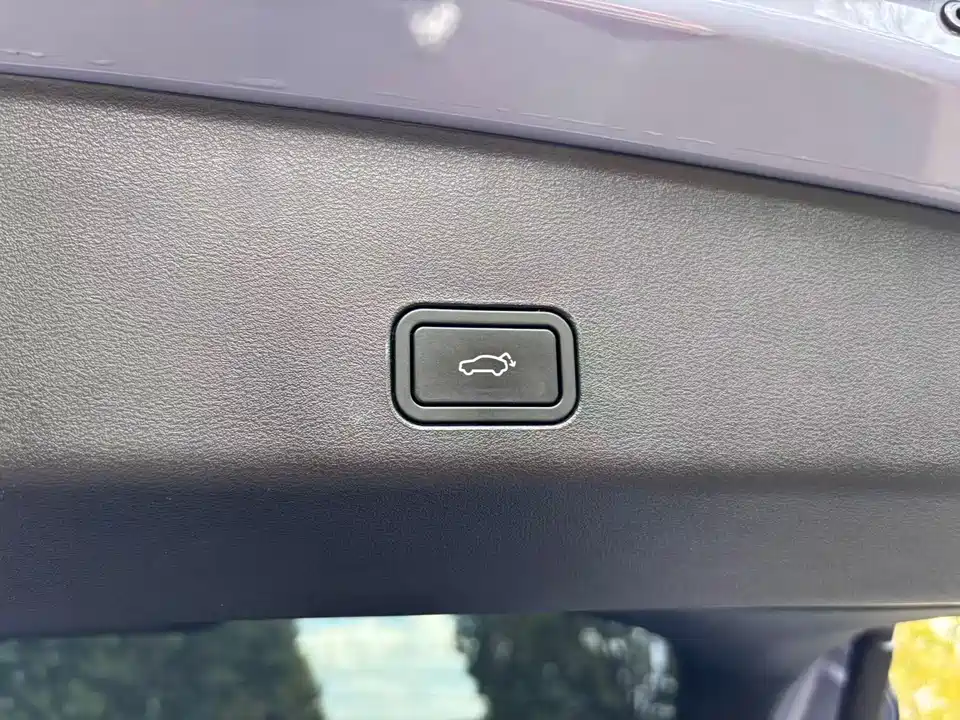 Geely Monjaro plug-in-hybrid