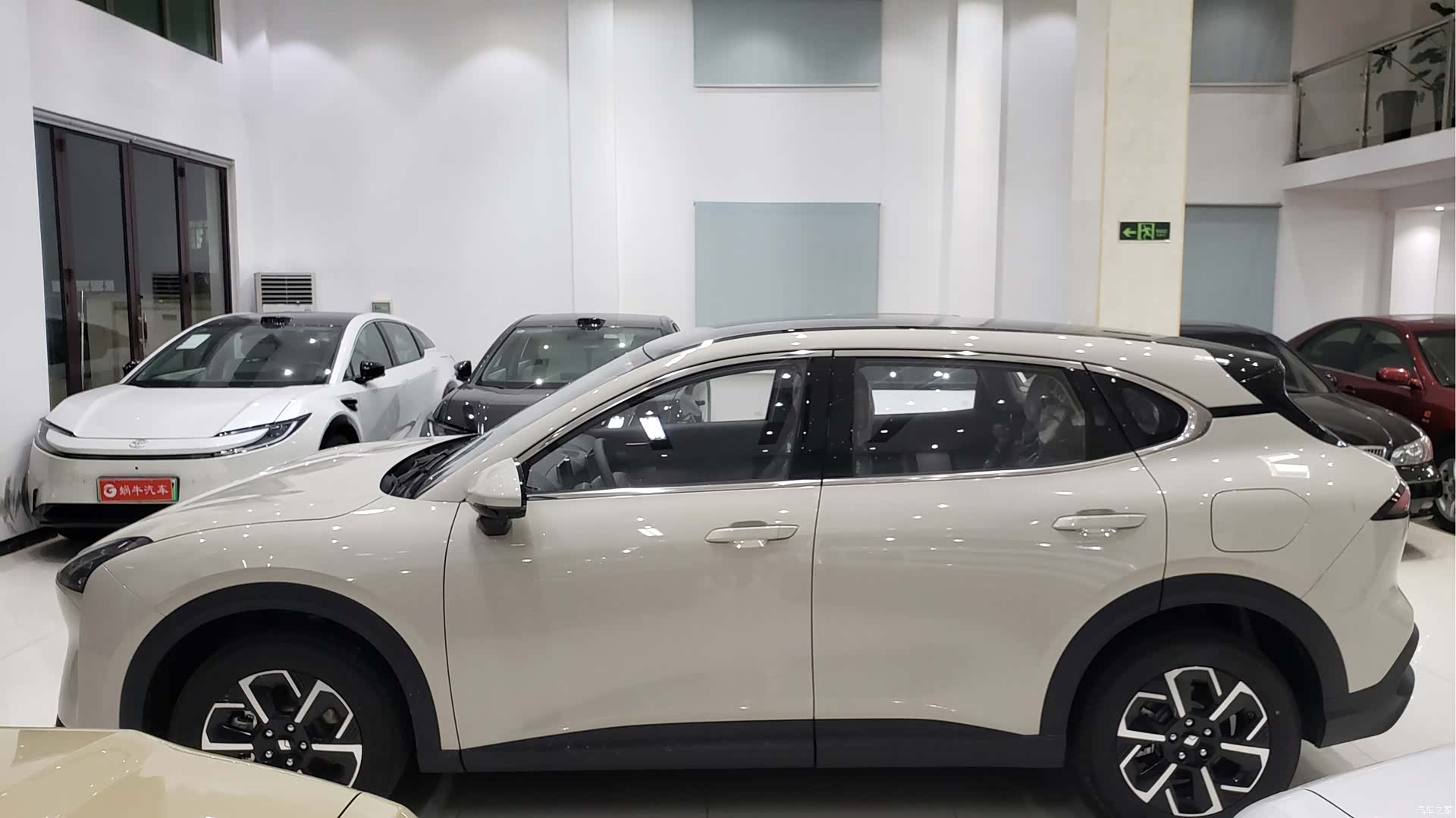 Wuling E6, 2026 13