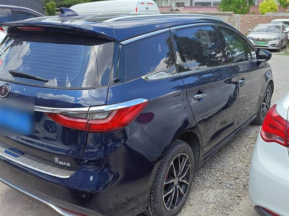 BYD Song MAX BYD Song MAX