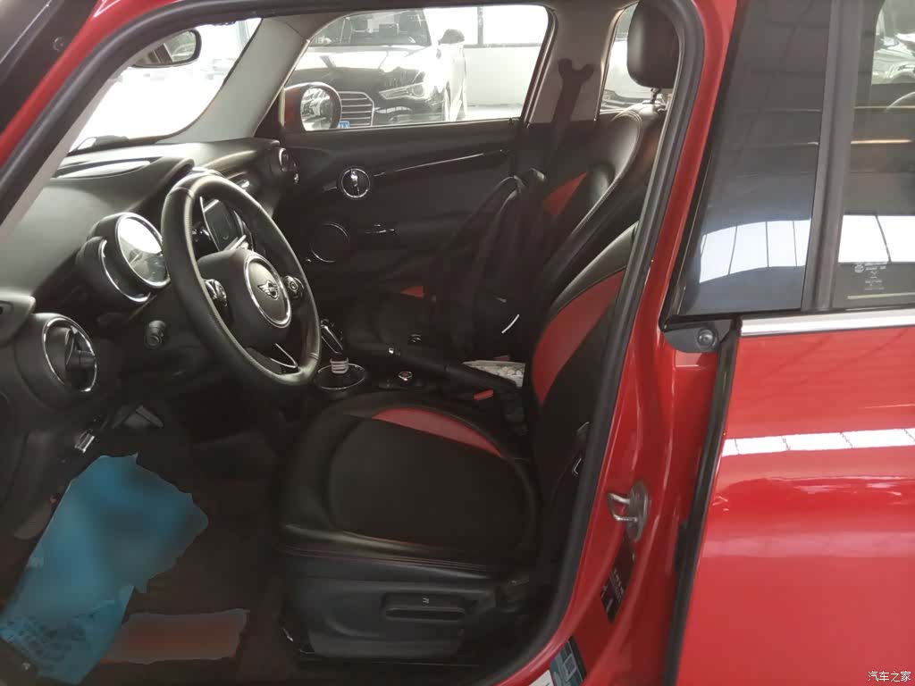 Mini ONE, 2021 14
