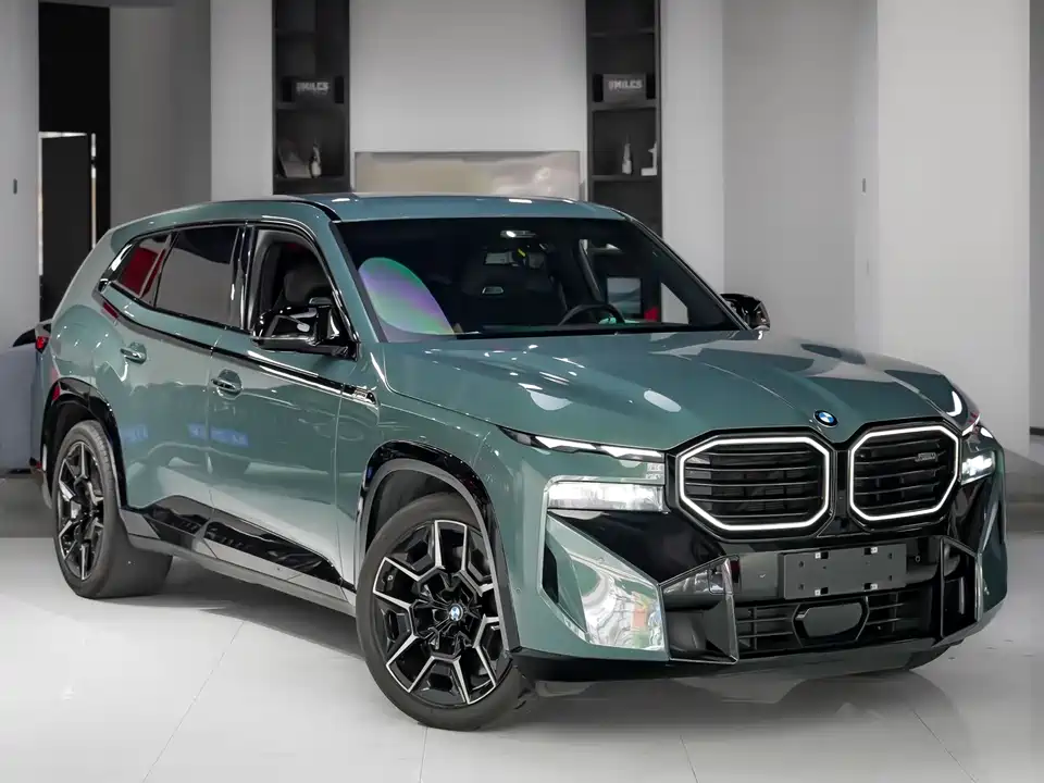 BMW XM