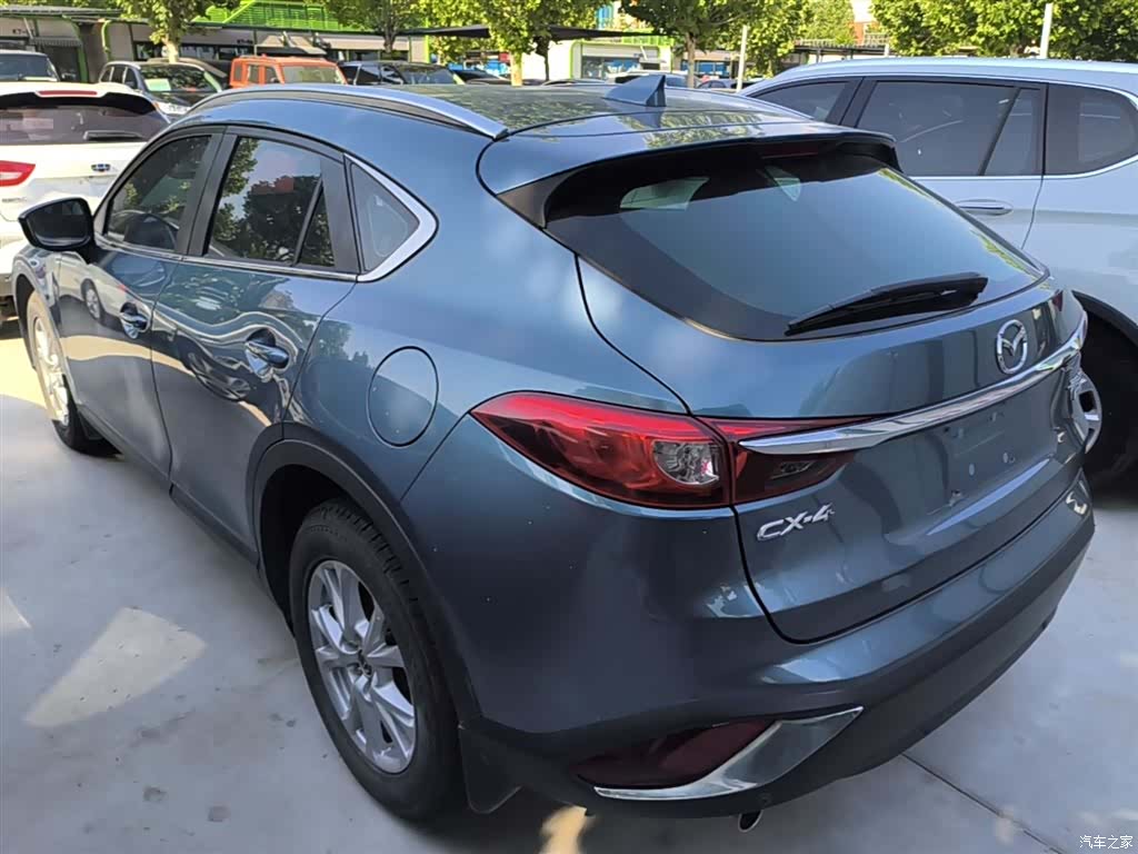 Mazda CX-4, 2017 все фото