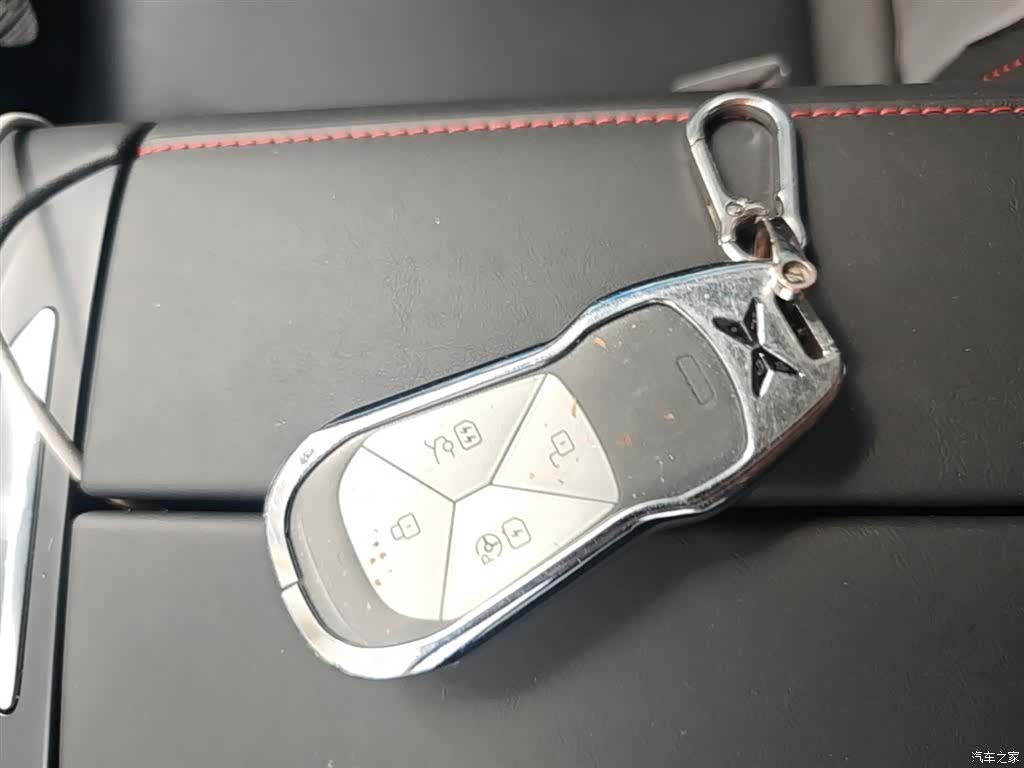 Xpeng P7, 2023 9