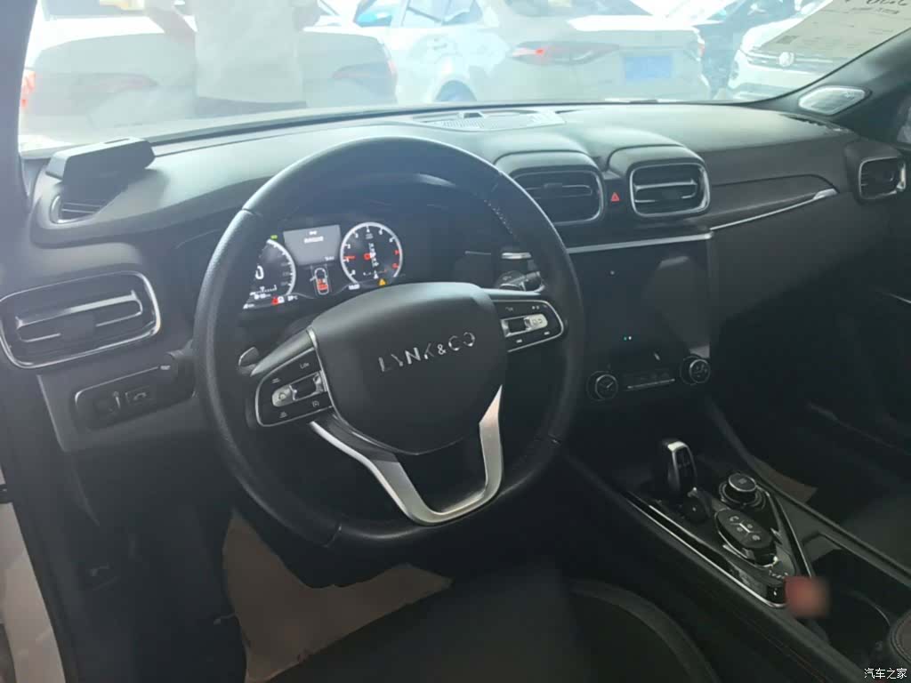 Lynk & Co 01, 2019 10