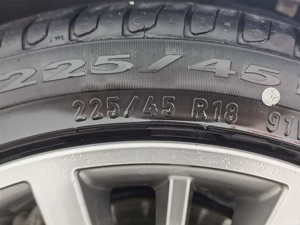 BMW 3 Series, 2019 24