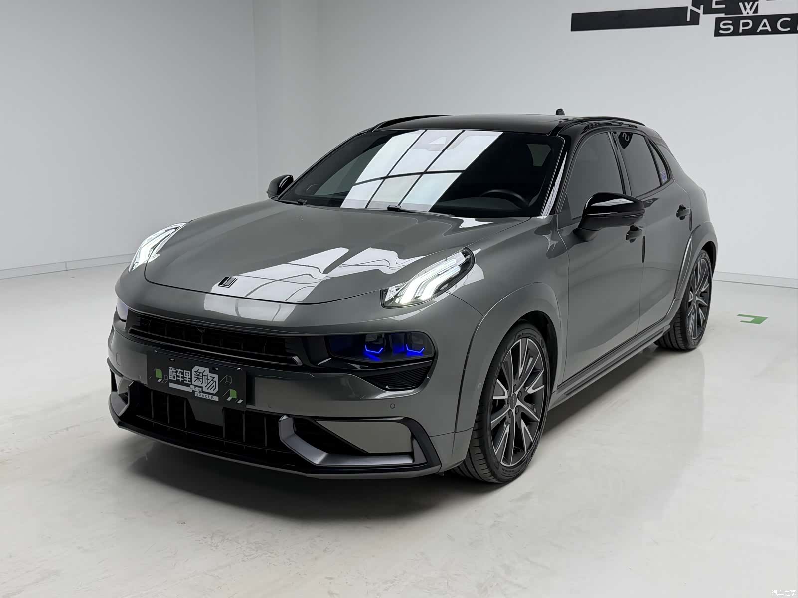 Lynk & Co 02