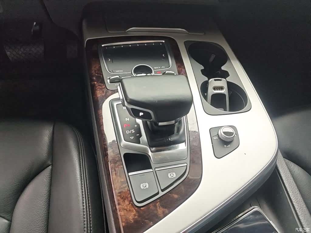 Audi Q7, 2016 14