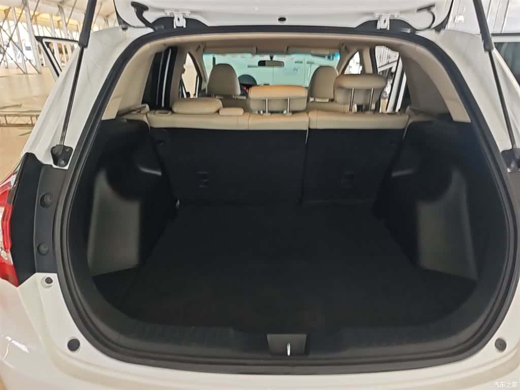 Honda Jade, 2016 19