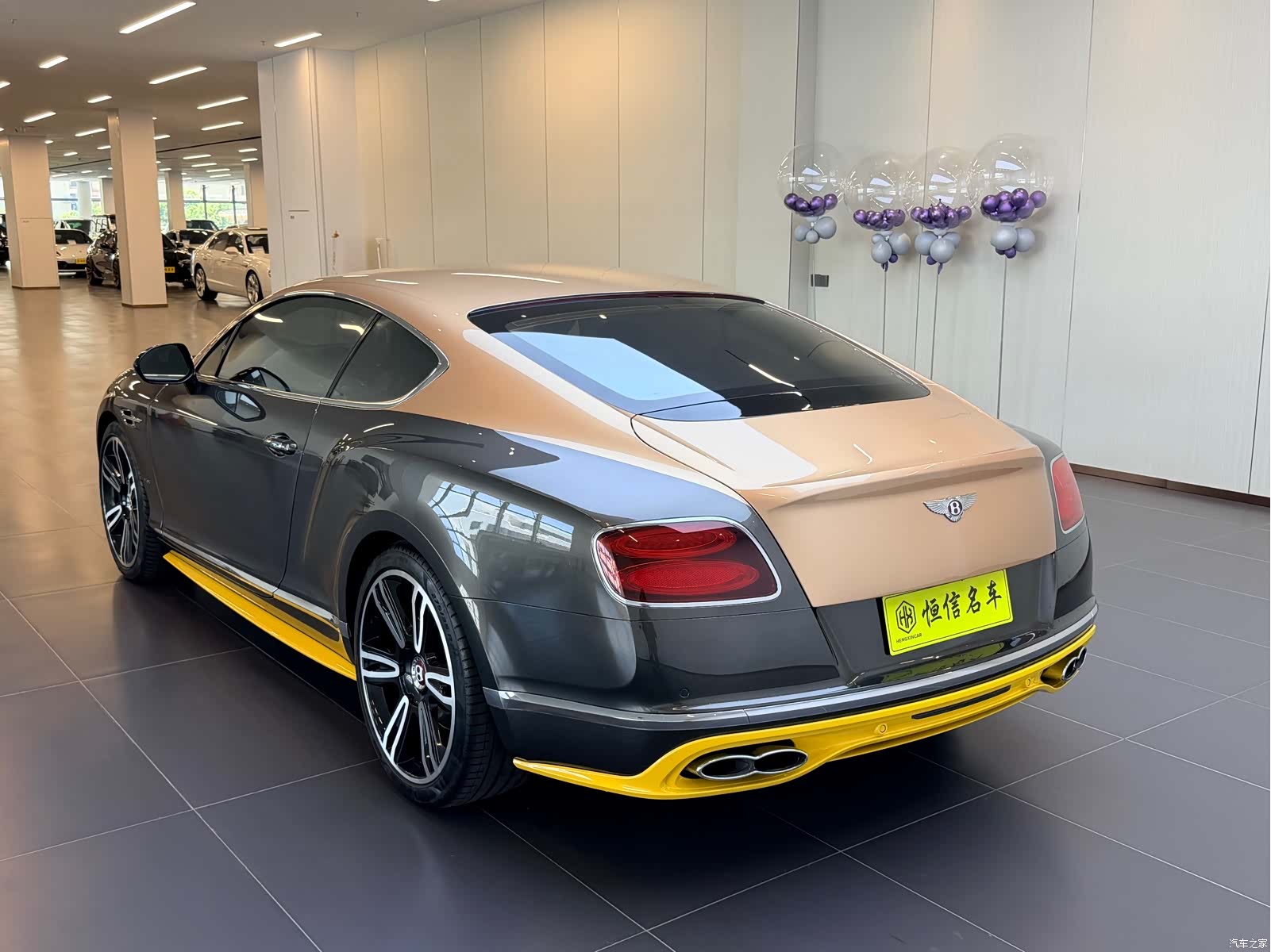 Bentley Continental GT, 2018 все фото