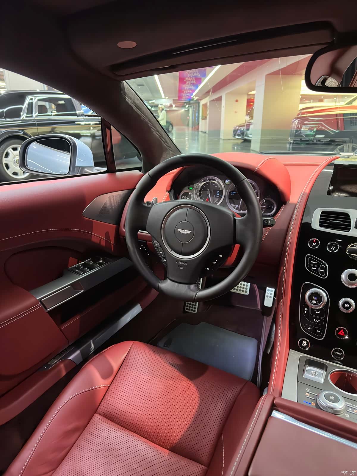 Aston Martin Rapide, 2016 19