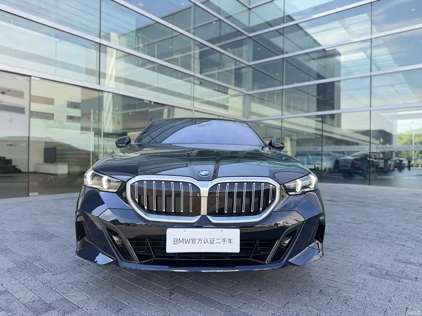 BMW 5 Series, 2025 3