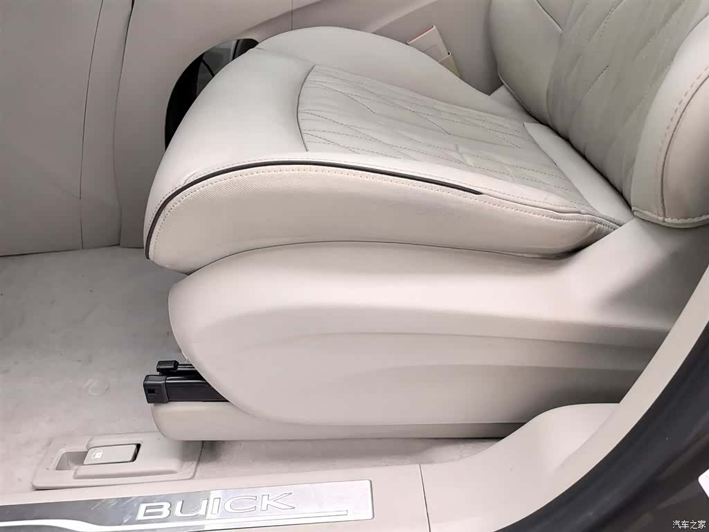 Buick GL8, 2023 20