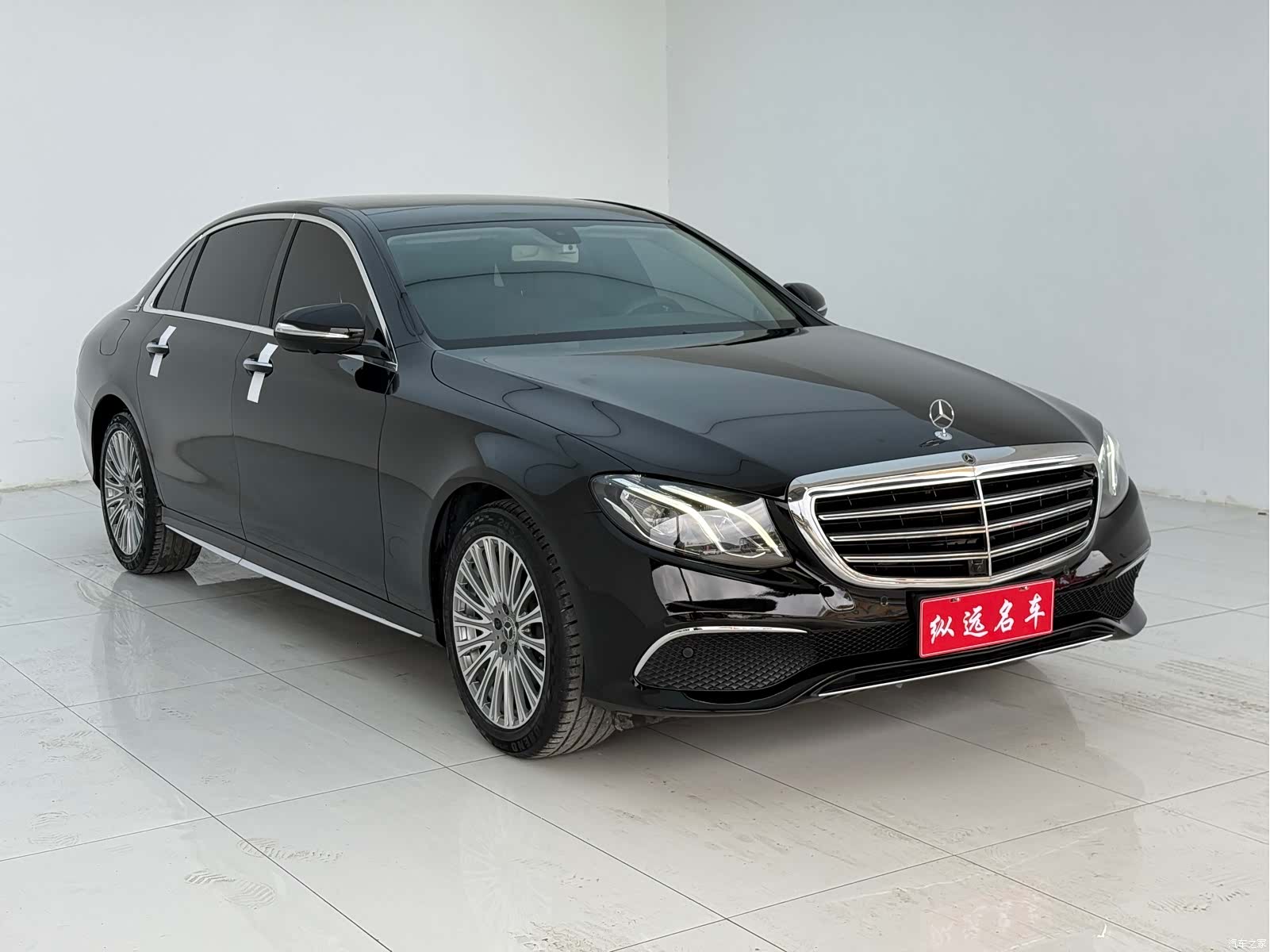 Mercedes-Benz E-Class, 2020 3