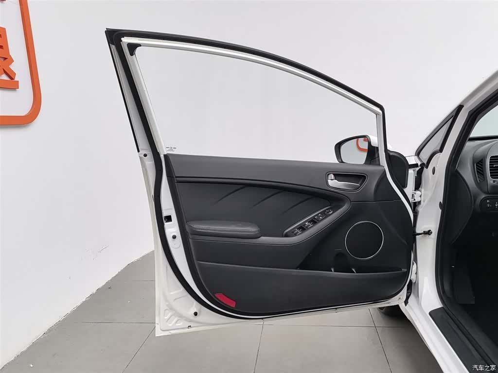 Kia K3, 2019 8
