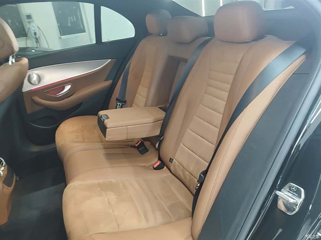 Mercedes-Benz E-Class, 2018 17