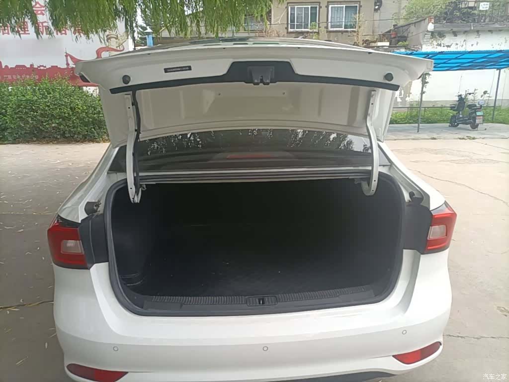 Roewe i5, 2021 19