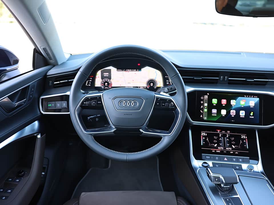Audi A7L