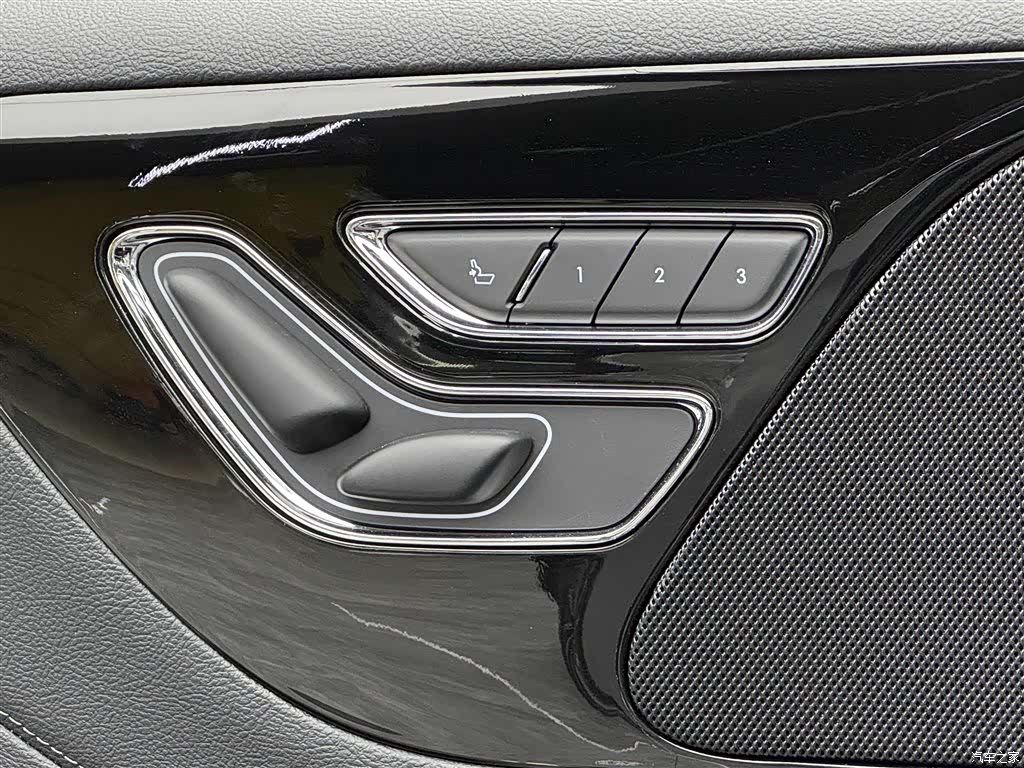 Lincoln Aviator, 2024 17