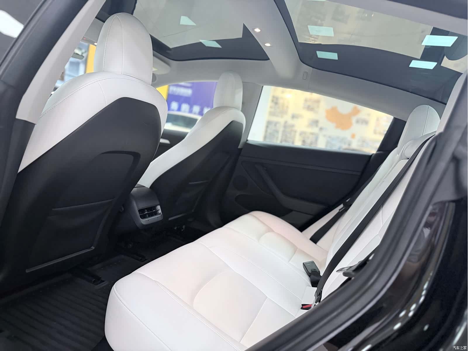 Tesla Model 3, 2023 8