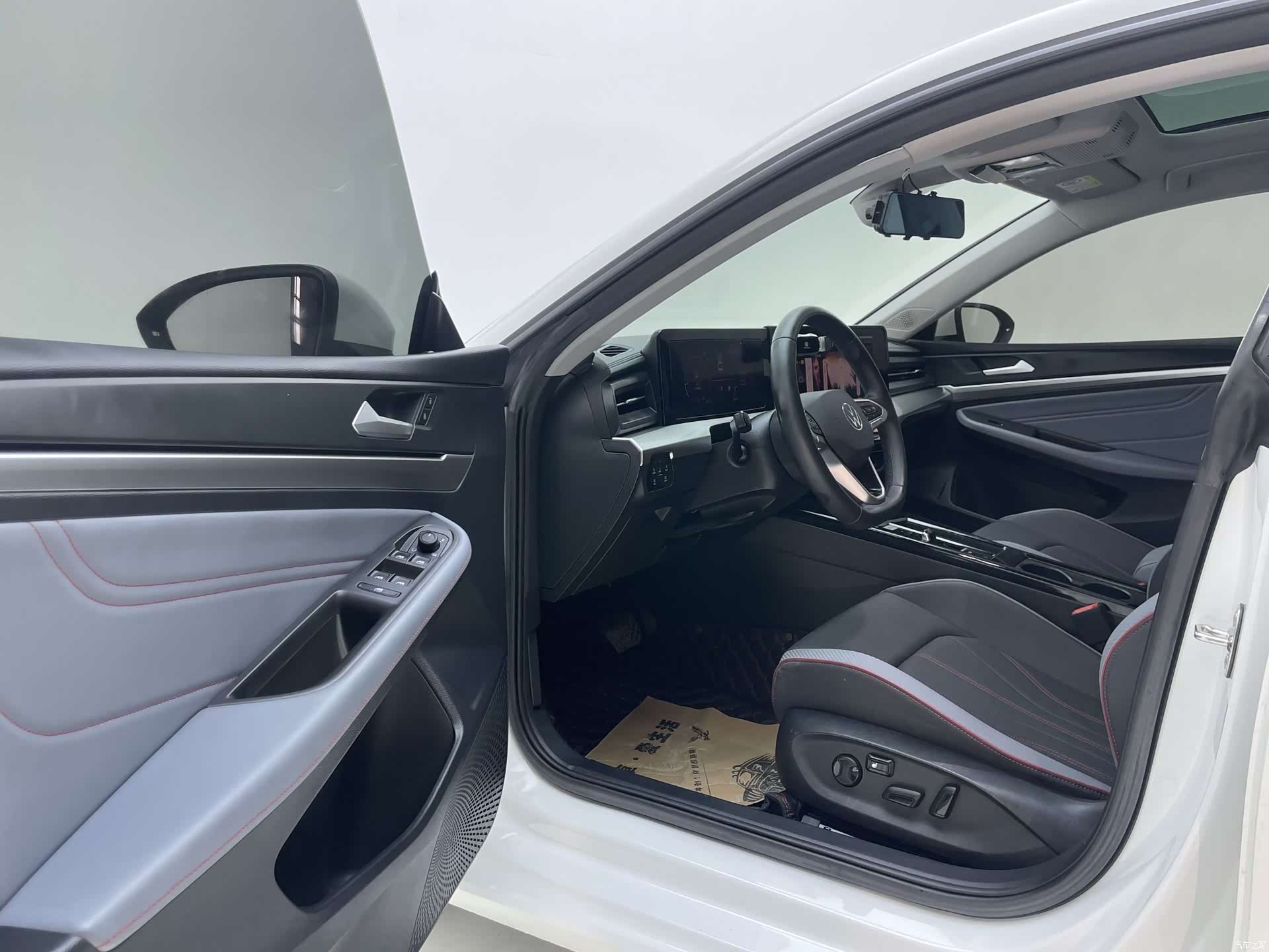 Volkswagen Lamando, 2023 22