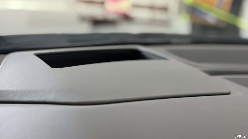 Audi Q7, 2025 6