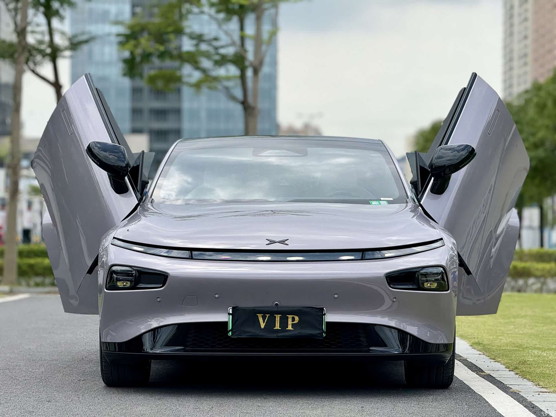 Xpeng P7, 2024 все фото