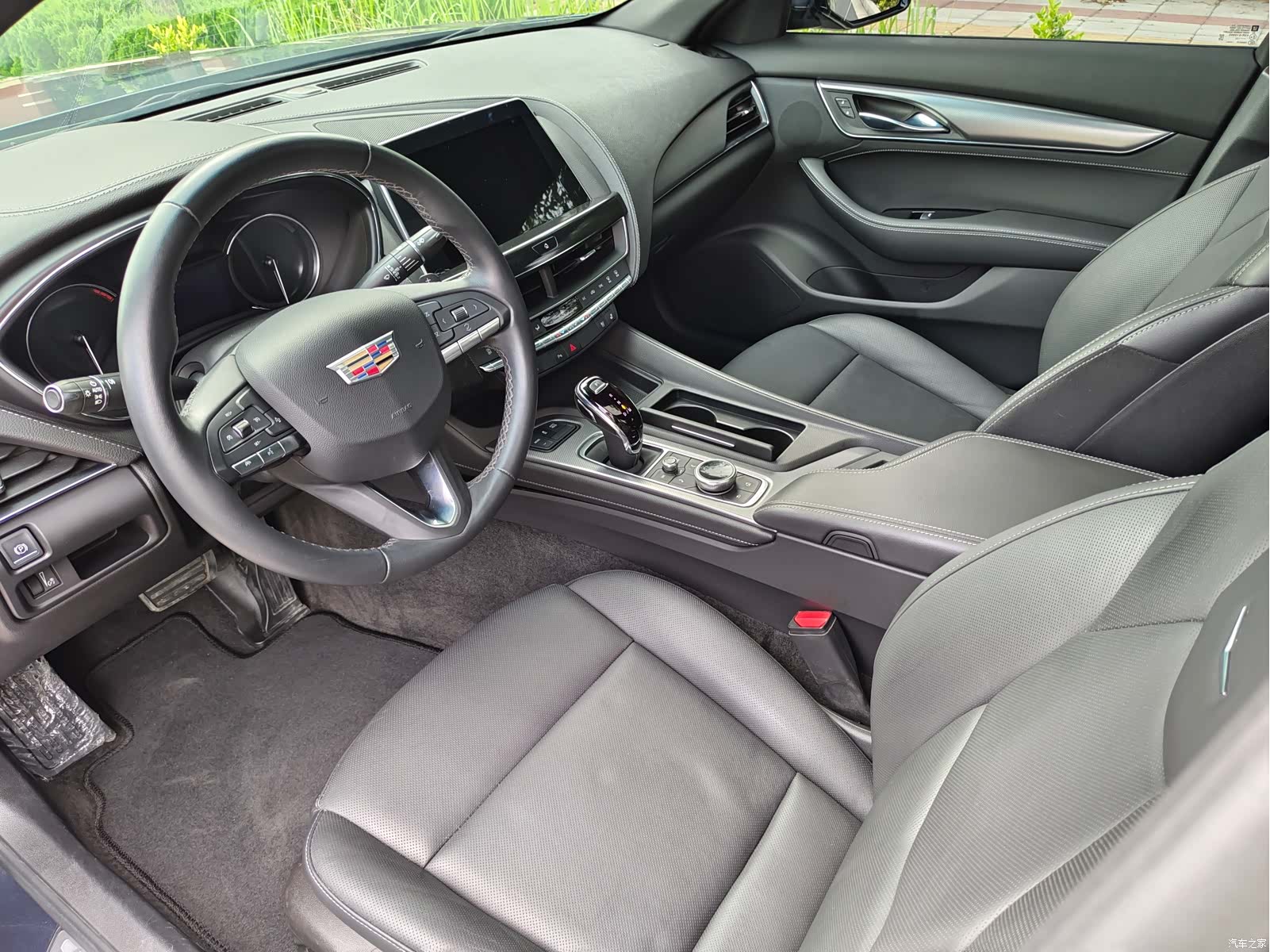 Cadillac CT5, 2022 10