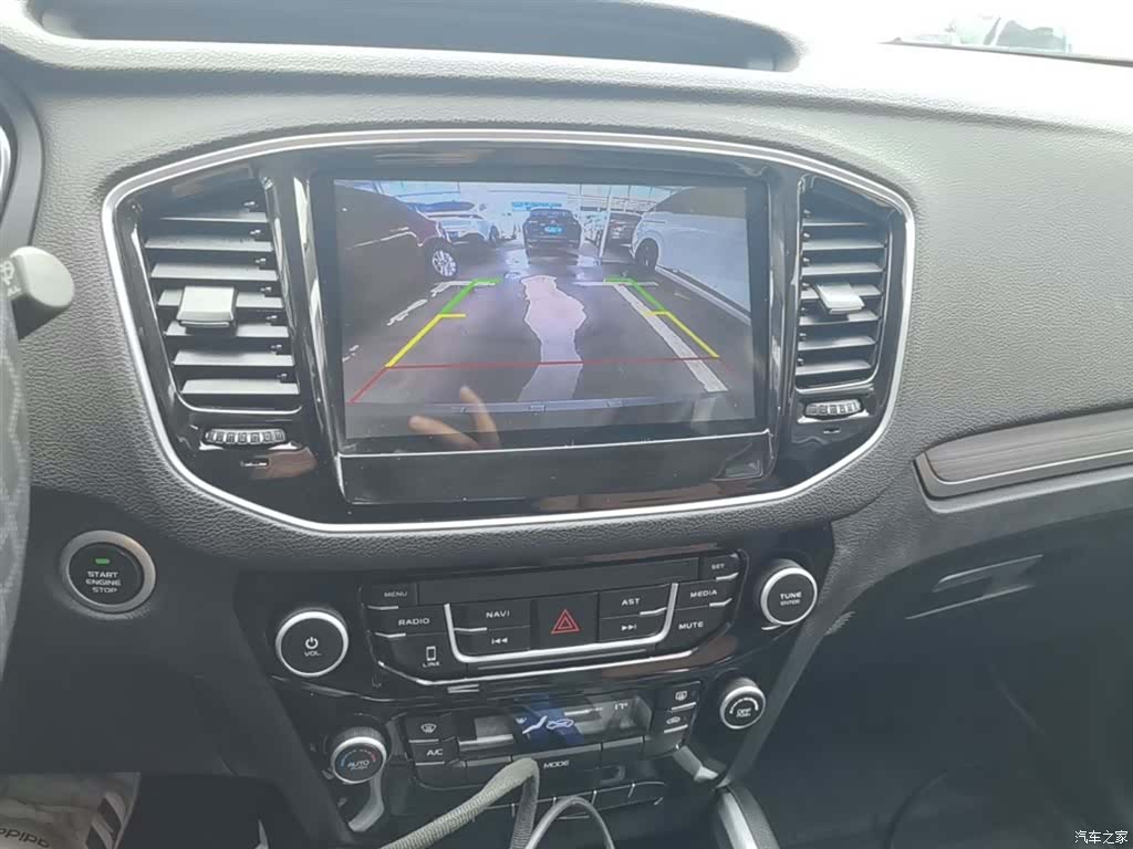 Geely X6, 2017 10