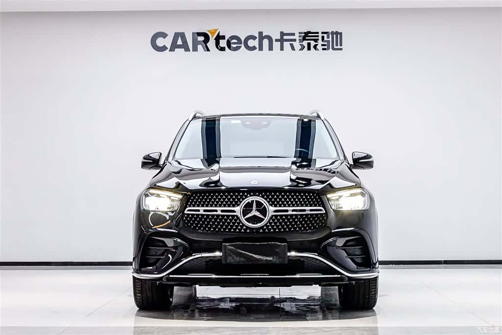 Mercedes-Benz GLE, 2023 1