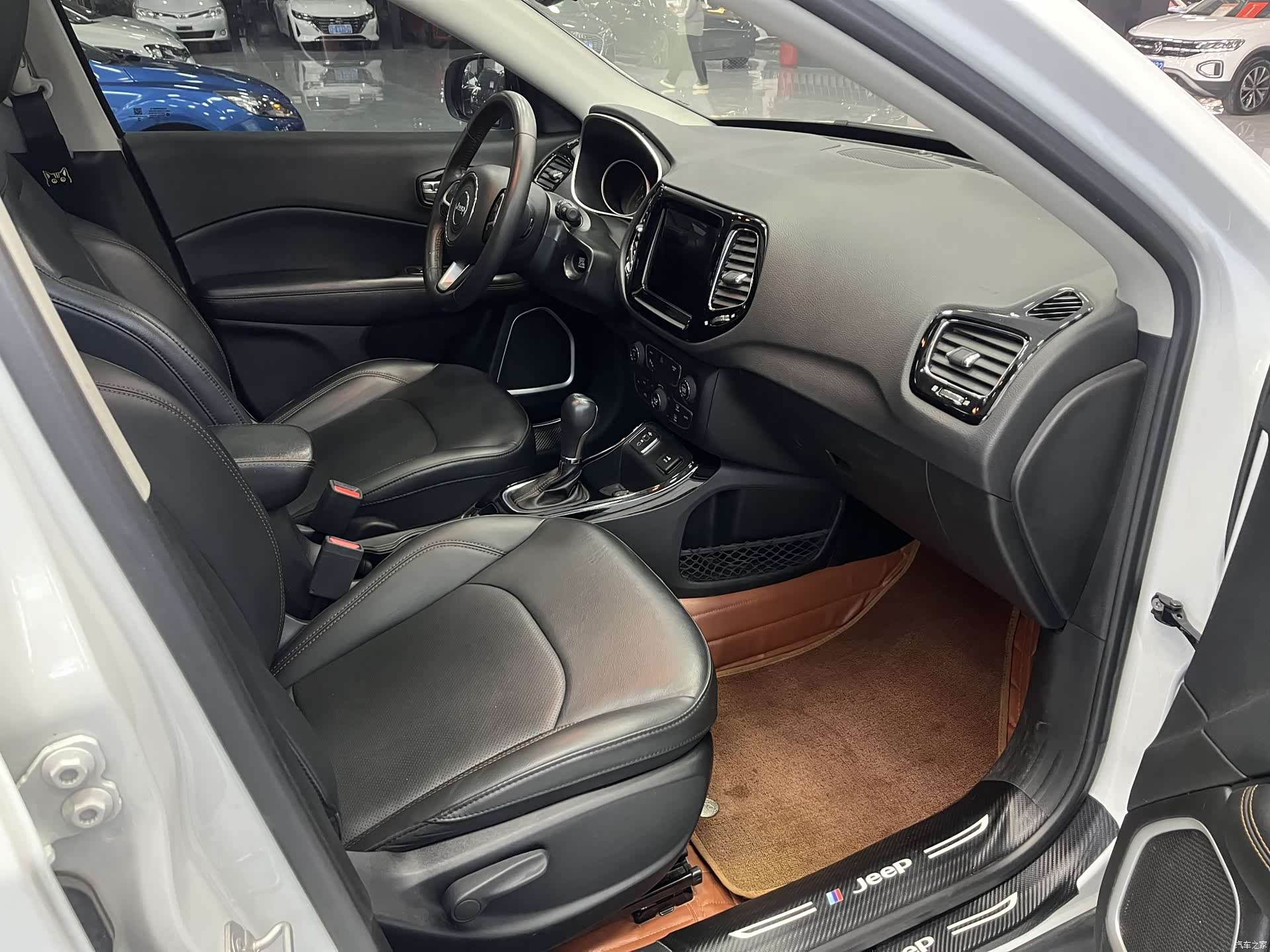 Jeep Compass, 2020 4