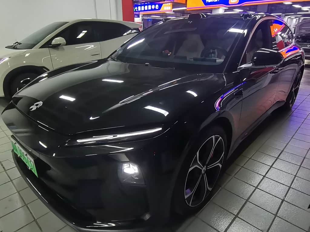 NIO ET5T